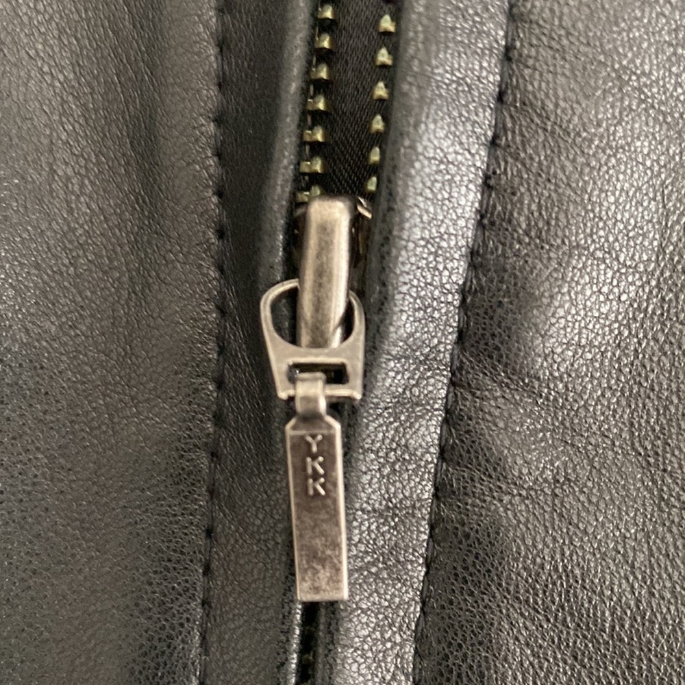 Wilson's butter leather jacket w/ removable fur collar - Picture 9 of 11